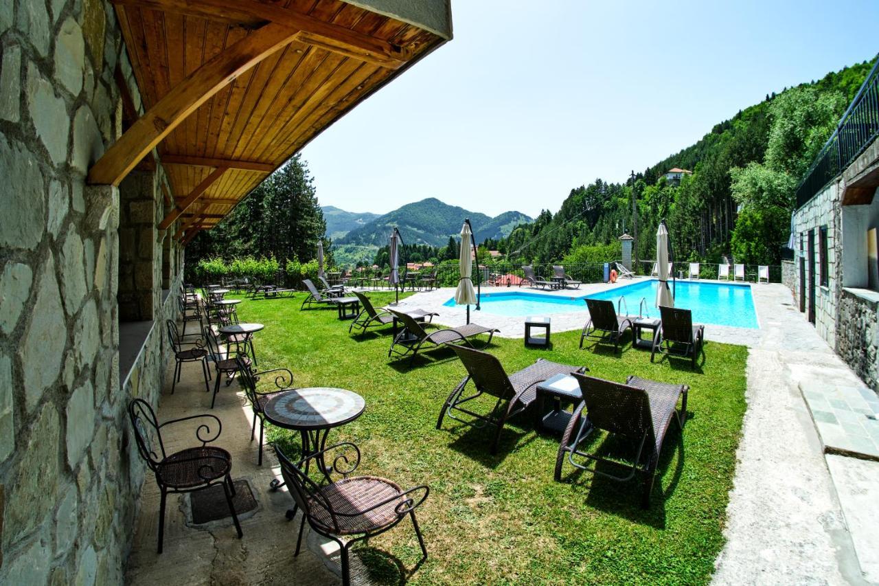 Hotel Victoria Metsovo Luaran gambar