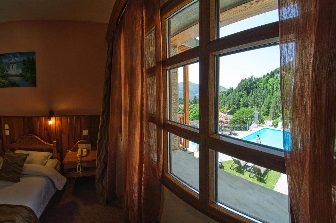 Hotel Victoria Metsovo Luaran gambar
