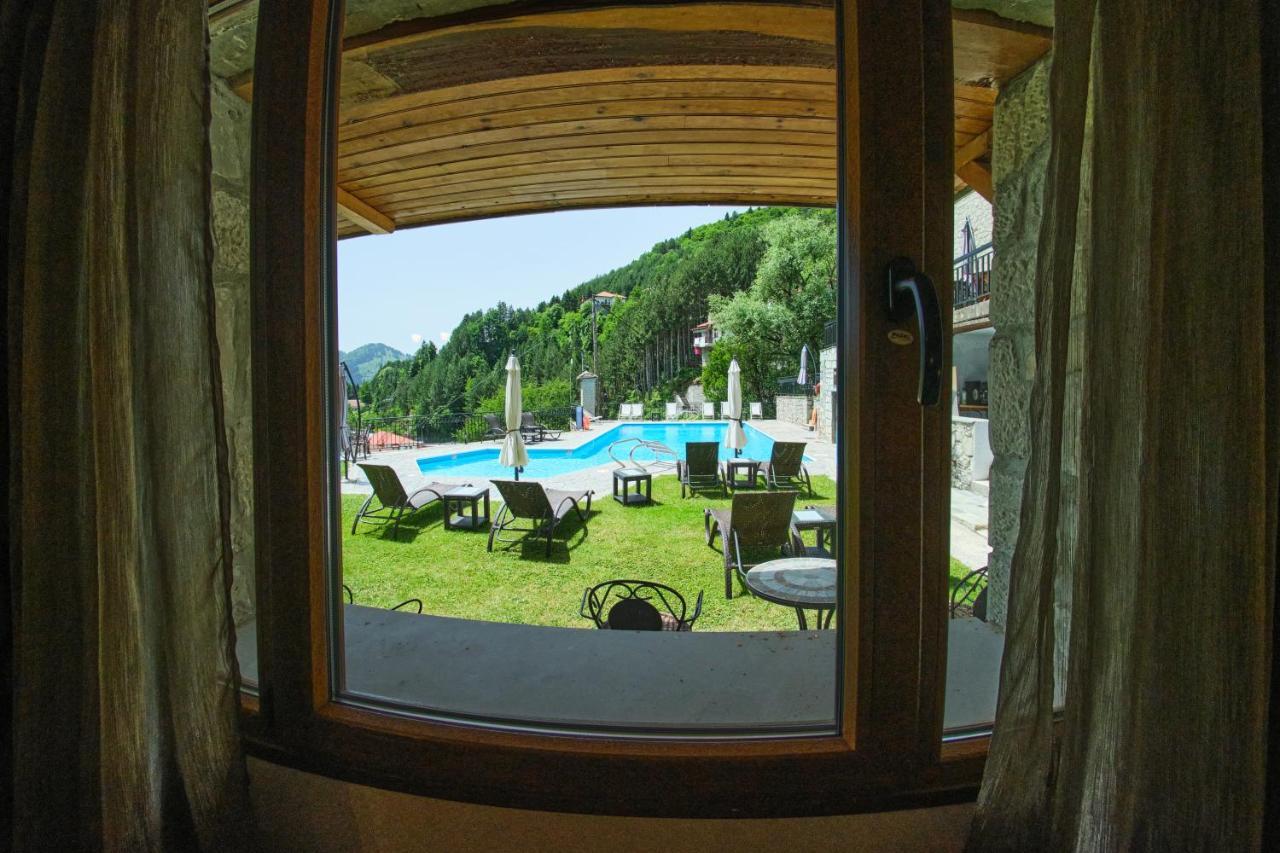 Hotel Victoria Metsovo Luaran gambar